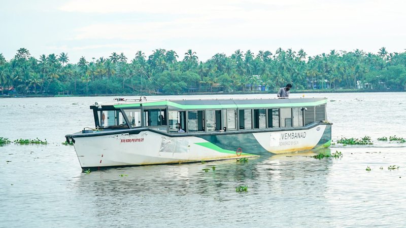 Solar Boat_Kdr_Muzris.jpg